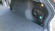 Volvo Xc40 2.0 D3 R DESIGN 5dr AWD Geartronic Diesel Estate